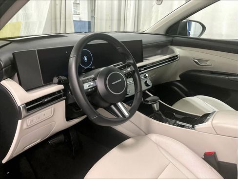 Certified 2025 Hyundai Tucson SEL image 16