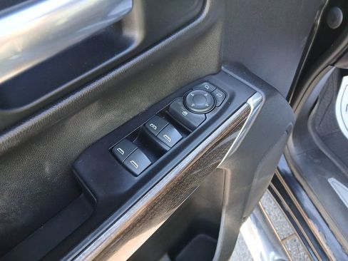 Used 2019 Chevrolet Silverado 1500 LT w/ All-Star Edition AWD/4WD image 13