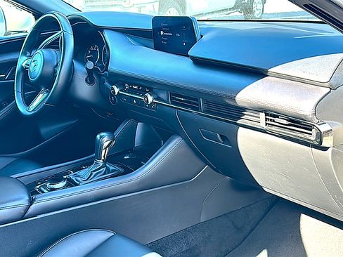 Used 2024 MAZDA MAZDA3 s image 22