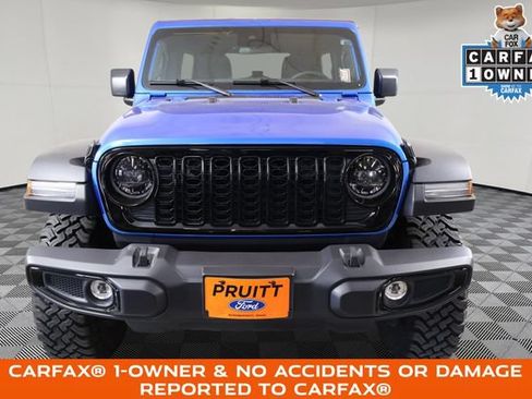 Used 2025 Jeep Wrangler Unlimited Sport AWD/4WD image 3