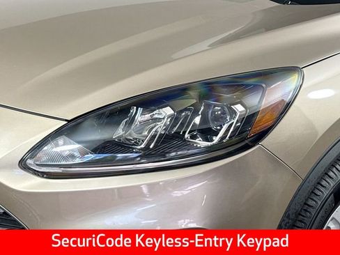 Used 2021 Ford Escape SE w/ Convenience Package image 16