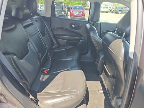 Used 2020 Jeep Compass Limited AWD/4WD image 15