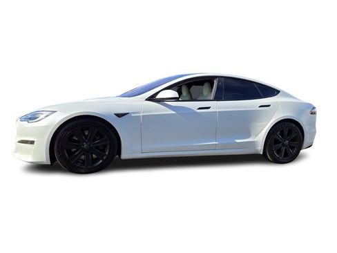Used 2021 Tesla Model S Plaid image 11