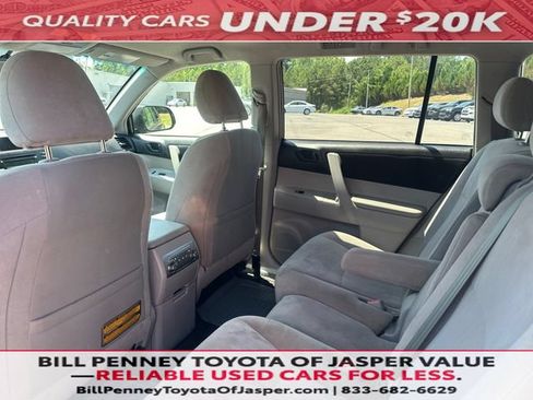 Used 2012 Toyota Highlander FWD image 15