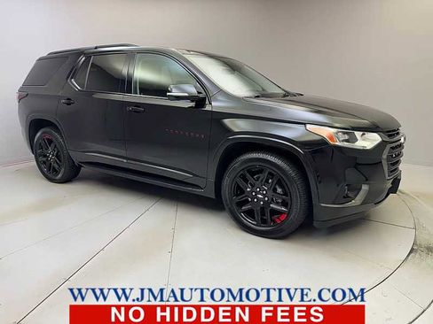Used 2019 Chevrolet Traverse Premier w/ Redline Edition AWD/4WD image 7