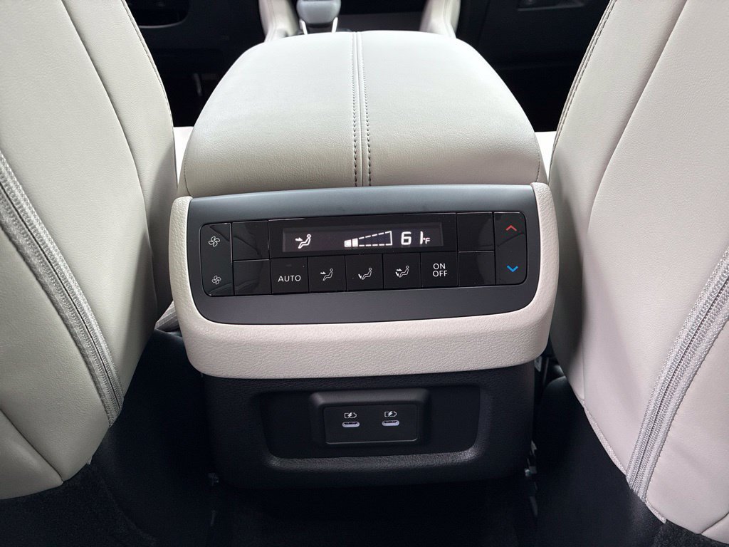 New 2026 Nissan Pathfinder SL AWD/4WD image 28