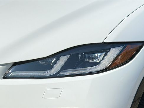 Used 2023 Jaguar F-PACE SVR AWD/4WD image 4