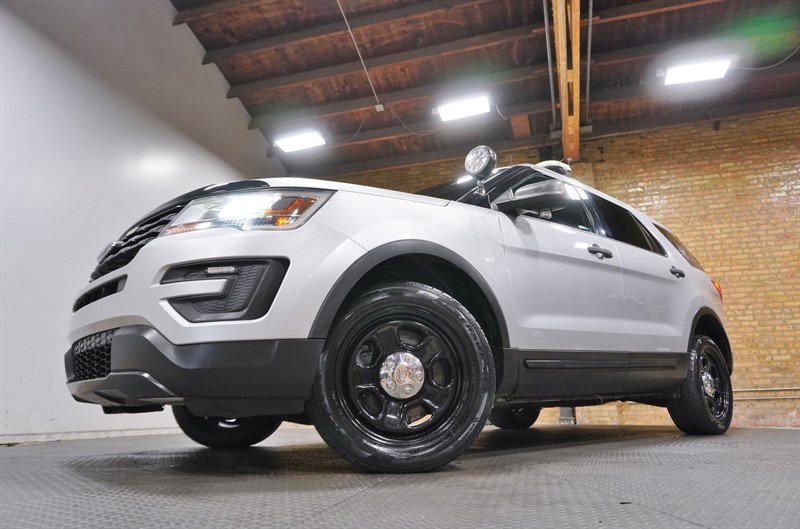 Used 2016 Ford Explorer 4WD Police Interceptor image 3