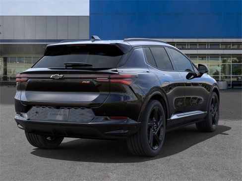 New 2024 Chevrolet Equinox EV RS image 4