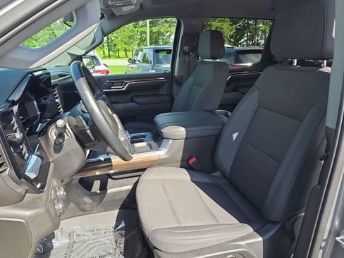 Used 2023 Chevrolet Silverado 1500 LT AWD/4WD image 16