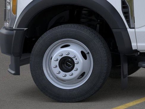 New 2025 Ford F550 4x4 Crew Cab image 44