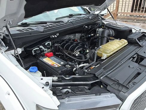 Used 2019 Ford F150 Lariat w/ Equipment Group 502A Luxury AWD/4WD image 20