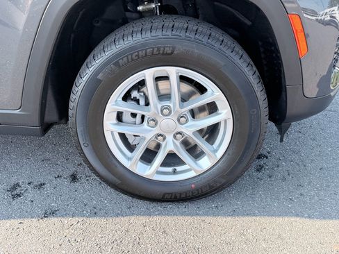 New 2026 Jeep Grand Cherokee Laredo RWD image 34