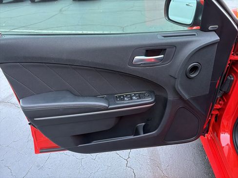 Used 2022 Dodge Charger Scat Pack image 7