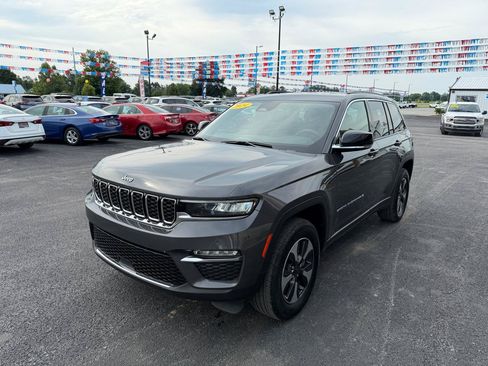 Used 2024 Jeep Grand Cherokee Limited 4xe AWD/4WD image 9