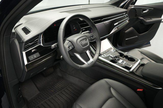 Used 2025 Audi Q7 2.0T Premium Plus w/ Premium Plus Package AWD/4WD image 22