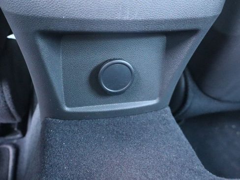 Used 2025 Cadillac CT4 Premium Luxury image 30