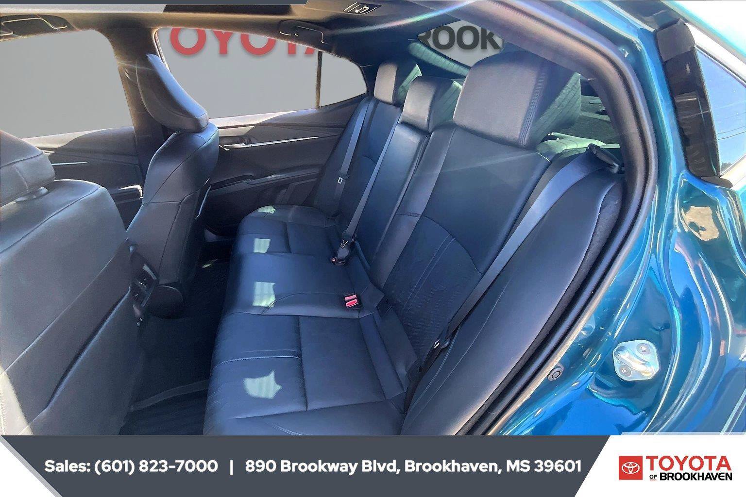 Used 2026 Toyota Camry XSE FWD image 19