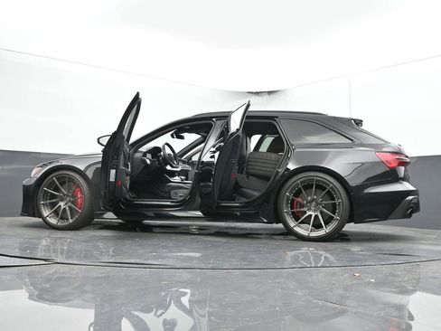 Used 2022 Audi RS 6 w/ Carbon Optic Package image 67