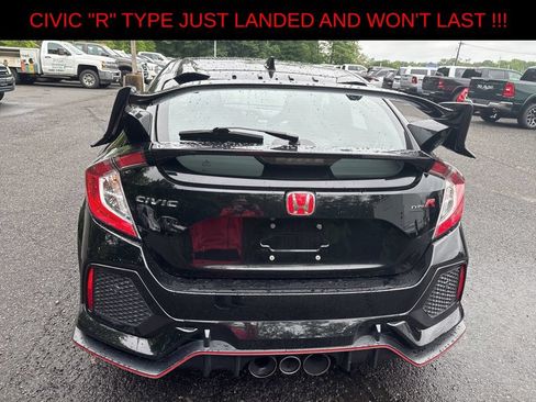 Used 2017 Honda Civic Type R image 4