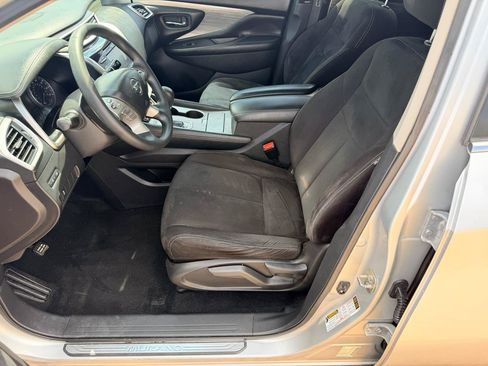 Used 2016 Nissan Murano S FWD image 18