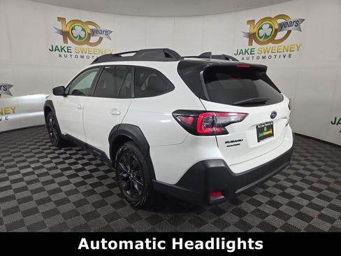 Used 2025 Subaru Outback Onyx Edition AWD/4WD image 6