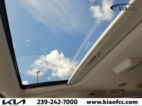 New 2027 Kia Carnival SX FWD image 29