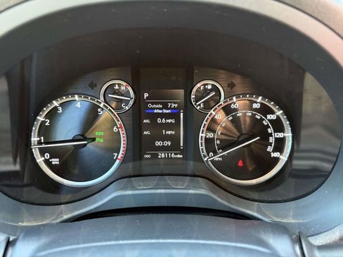 Used 2023 Lexus GX 460 Premium w/ Premium Package AWD/4WD image 33