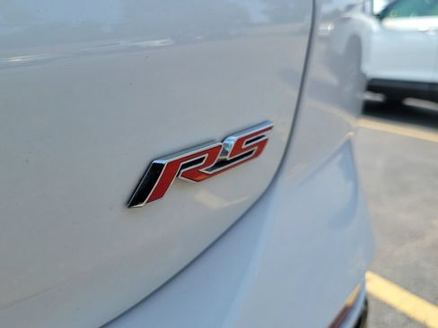Used 2023 Chevrolet Equinox RS FWD image 10
