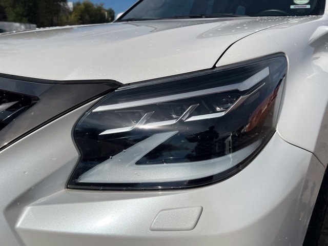 Used 2023 Lexus GX 460 w/ Black Line Special Edition AWD/4WD image 9