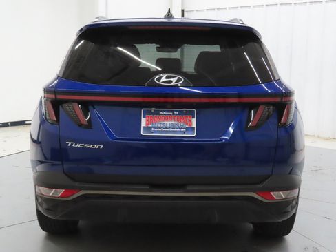 Used 2022 Hyundai Tucson SEL w/ Convenience + Premium Package FWD image 4