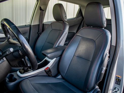 Used 2017 Chevrolet Bolt Premier image 19