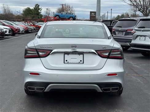 Certified 2023 Nissan Maxima SV w/ Floor Mat Group image 5