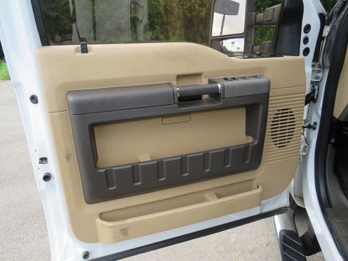 Used 2011 Ford F350 Lariat w/ Lariat Ultimate Pkg image 12