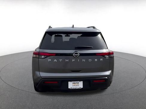 Used 2025 Nissan Pathfinder SV image 12