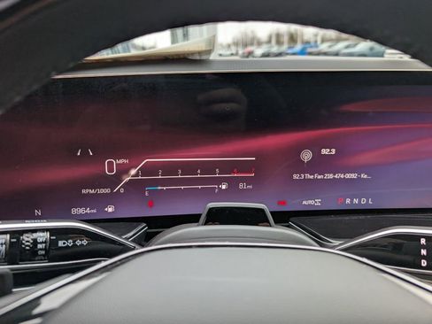 Used 2026 Cadillac Escalade ESV Sport w/ Touring Package image 23