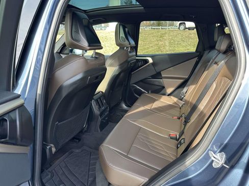 Used 2025 BMW X3 xDrive30i w/ Convenience Package image 15