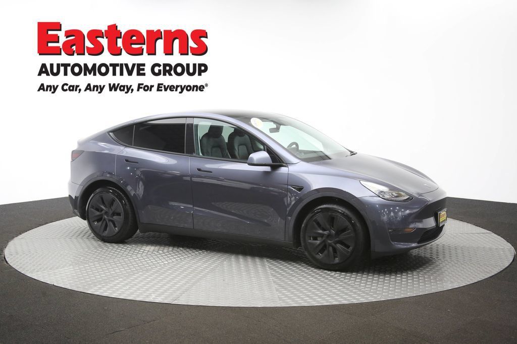 Used 2022 Tesla Model Y Long Range AWD/4WD image 44