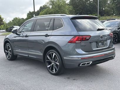 Used 2024 Volkswagen Tiguan SEL R-Line w/ MDO Package, Two-Row