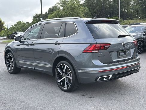 Used 2024 Volkswagen Tiguan SEL R-Line w/ MDO Package, Two-Row AWD/4WD image 3