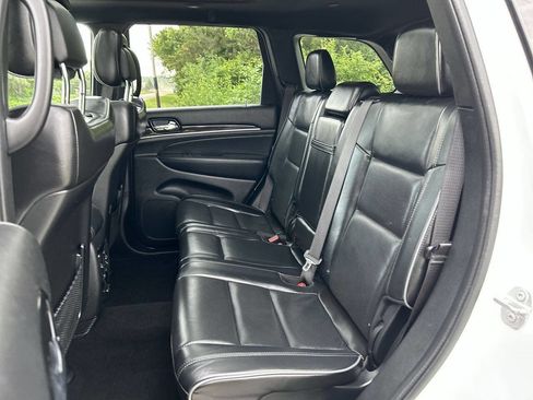 Used 2021 Jeep Grand Cherokee Overland image 24