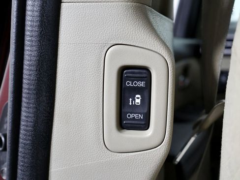 Used 2014 Honda Odyssey EX image 48