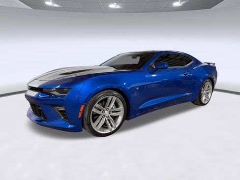 Used 2016 Chevrolet Camaro SS RWD image 29