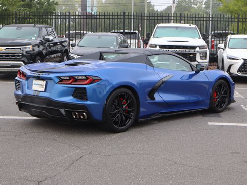 Used 2023 Chevrolet Corvette Stingray Preferred Conv w/ Stealth Interior Trim Package RWD image 10