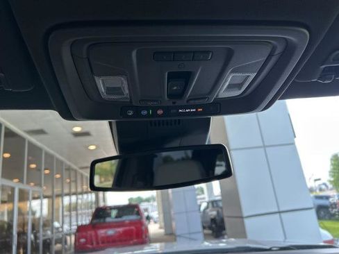 Used 2022 GMC Sierra 1500 SLT AWD/4WD image 20