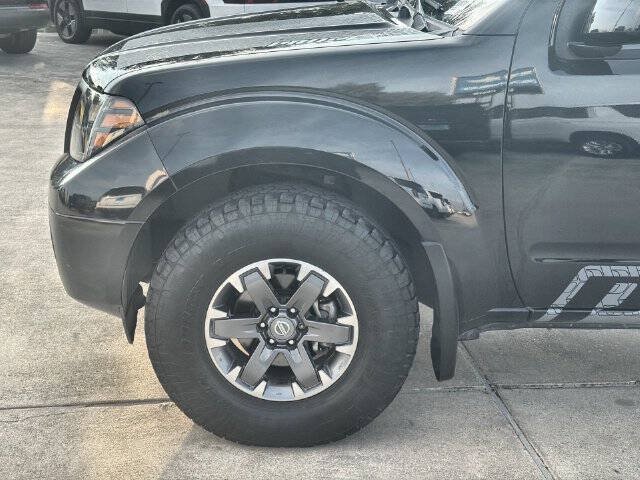 Used 2020 Nissan Frontier PRO-4X w/ Pro-4x Utility Package AWD/4WD image 31
