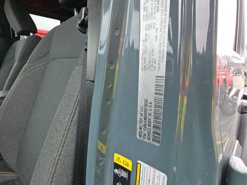 Used 2025 Jeep Wrangler Unlimited Sport S 4xe image 15