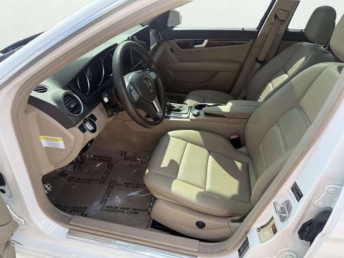 Used 2013 Mercedes-Benz C 300 4MATIC Sedan image 10