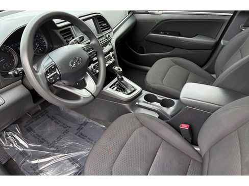 Used 2020 Hyundai Elantra SEL w/ Cargo Package (C1) FWD image 12