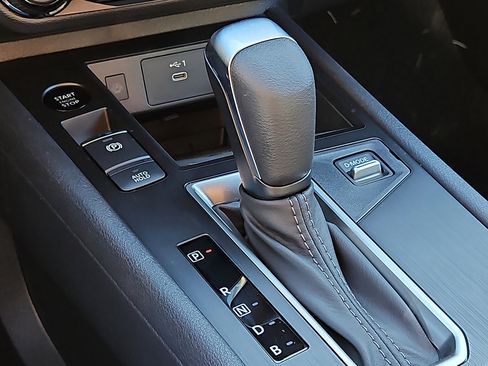 New 2026 Nissan Kicks SV w/ Cold Weather Package image 11